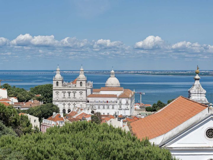 Alfama & Mouraria Old Town Walk