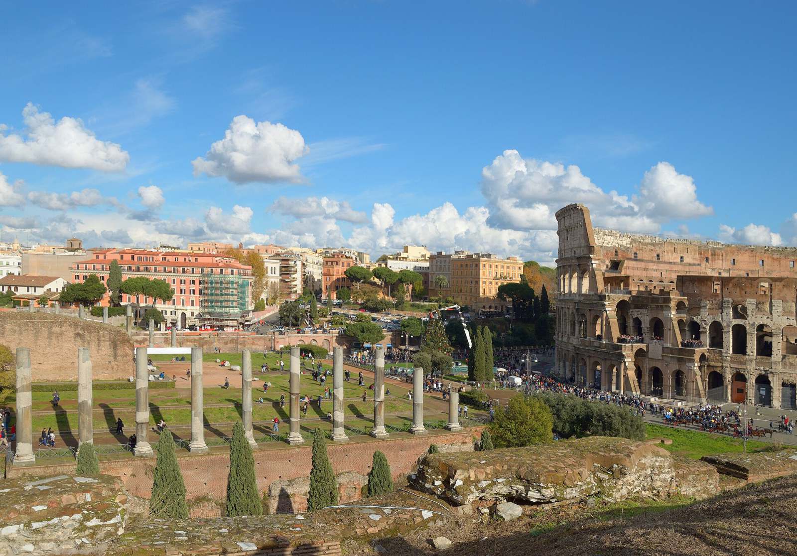 Ancient Rome: Colosseum Surroundings & Roman Forum Walk