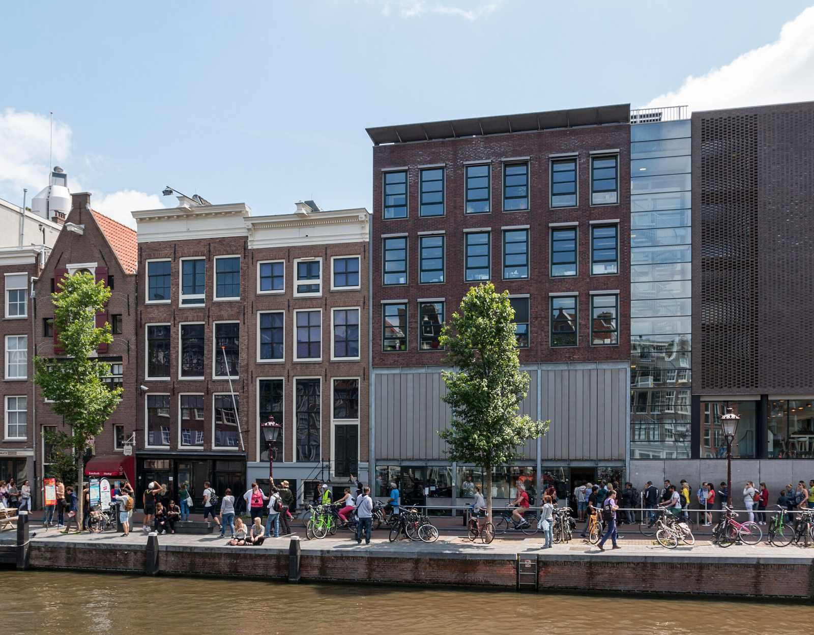 Jewish Cultural Quarter and the Plantage