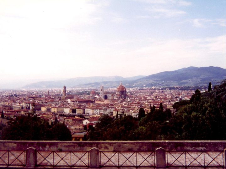 Oltrarno artisan workshops walk