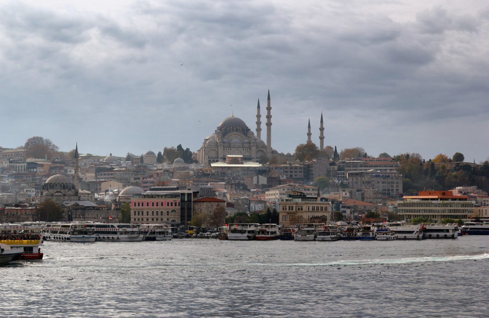 Süleymaniye and the backstreets below the Grand Bazaar
