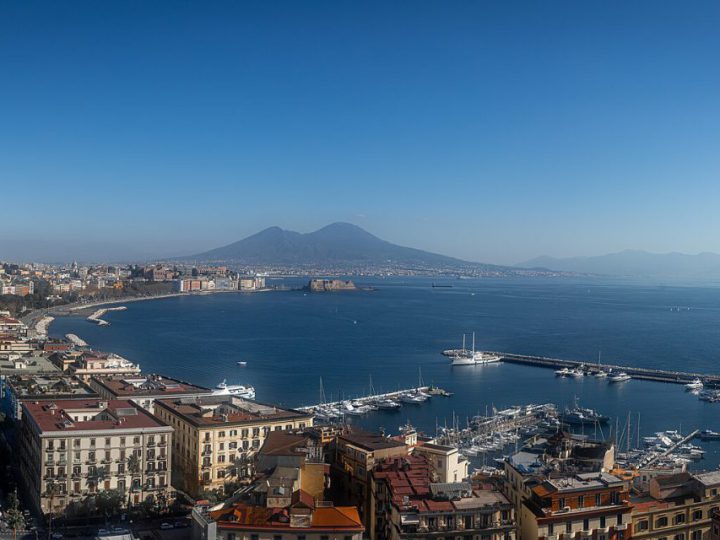 Naples pizza and street food walk
