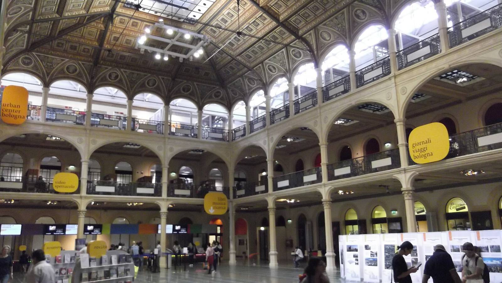 Bologna food walk in the Quadrilatero