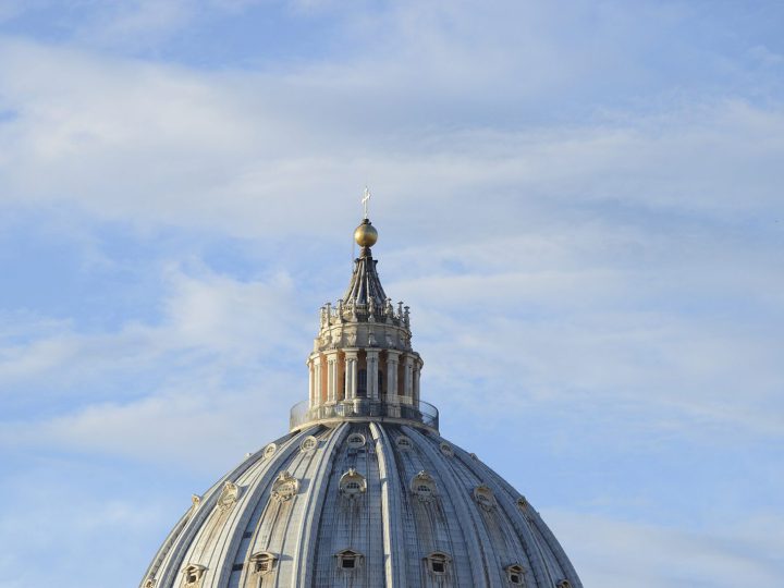 Santa Maria in Trastevere's golden mosaics