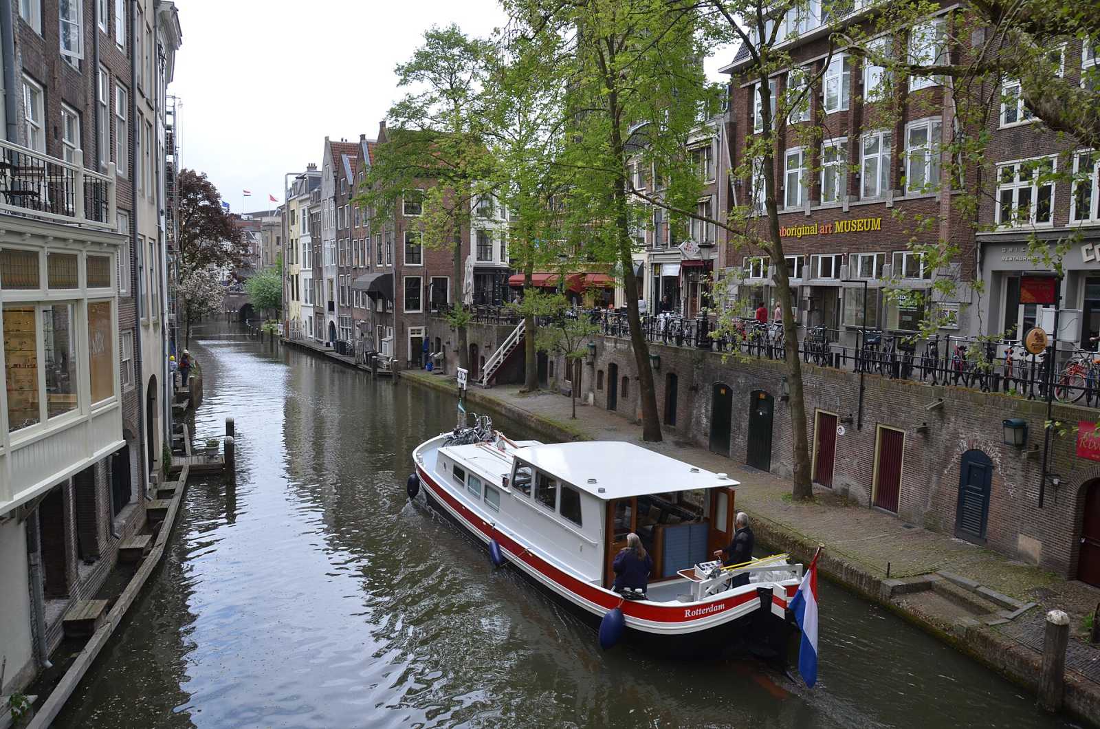 Utrecht wharf cellars and the Dom quarter