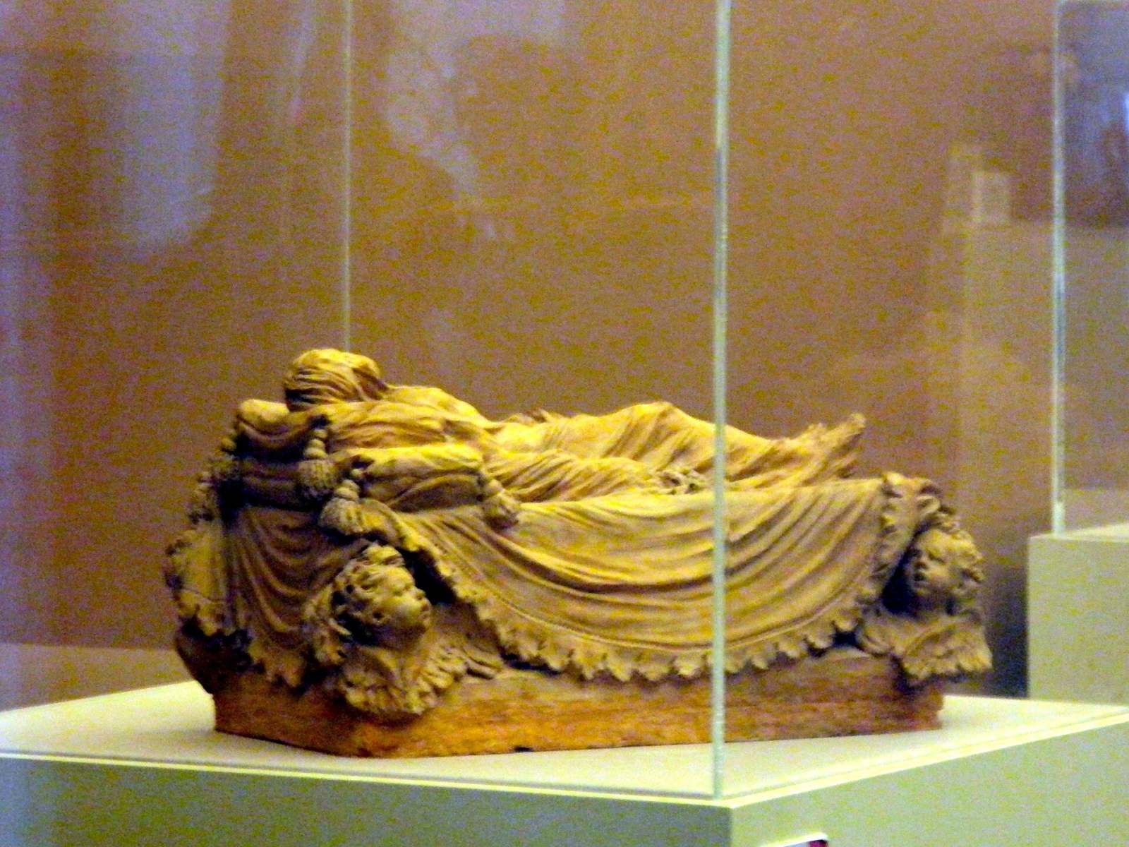 The Veiled Christ and the churches of the Decumani