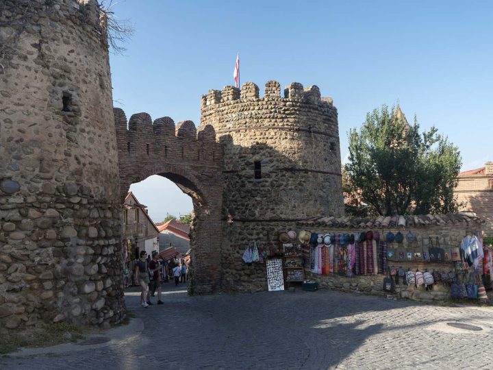Sighnaghi walls and the path to Bodbe