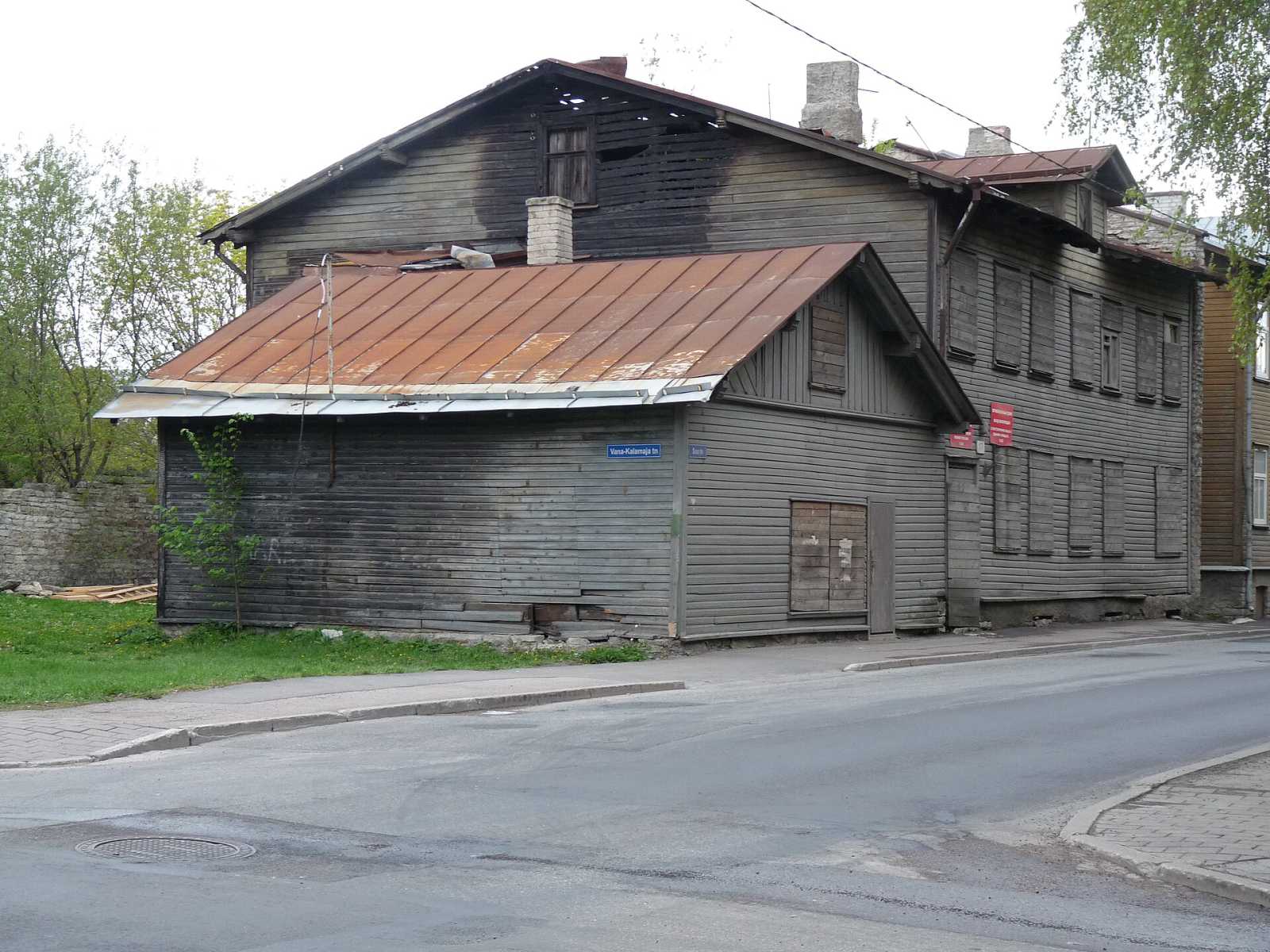Kalamaja wooden houses and Telliskivi