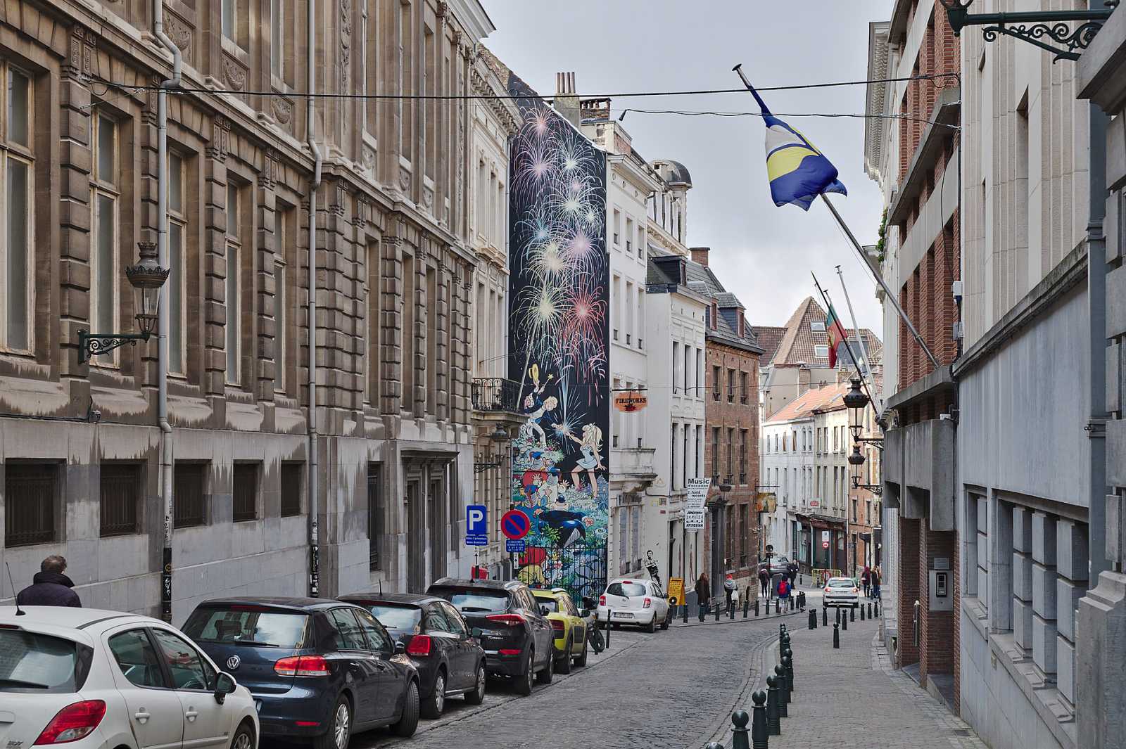 Comic strip murals and the old centre of Brussels
