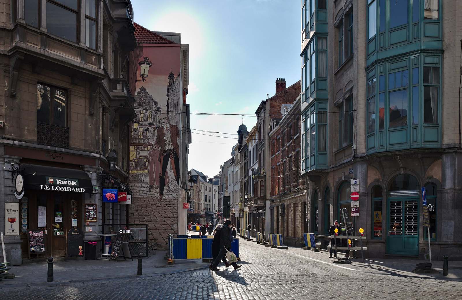 Comic strip murals and the old centre of Brussels