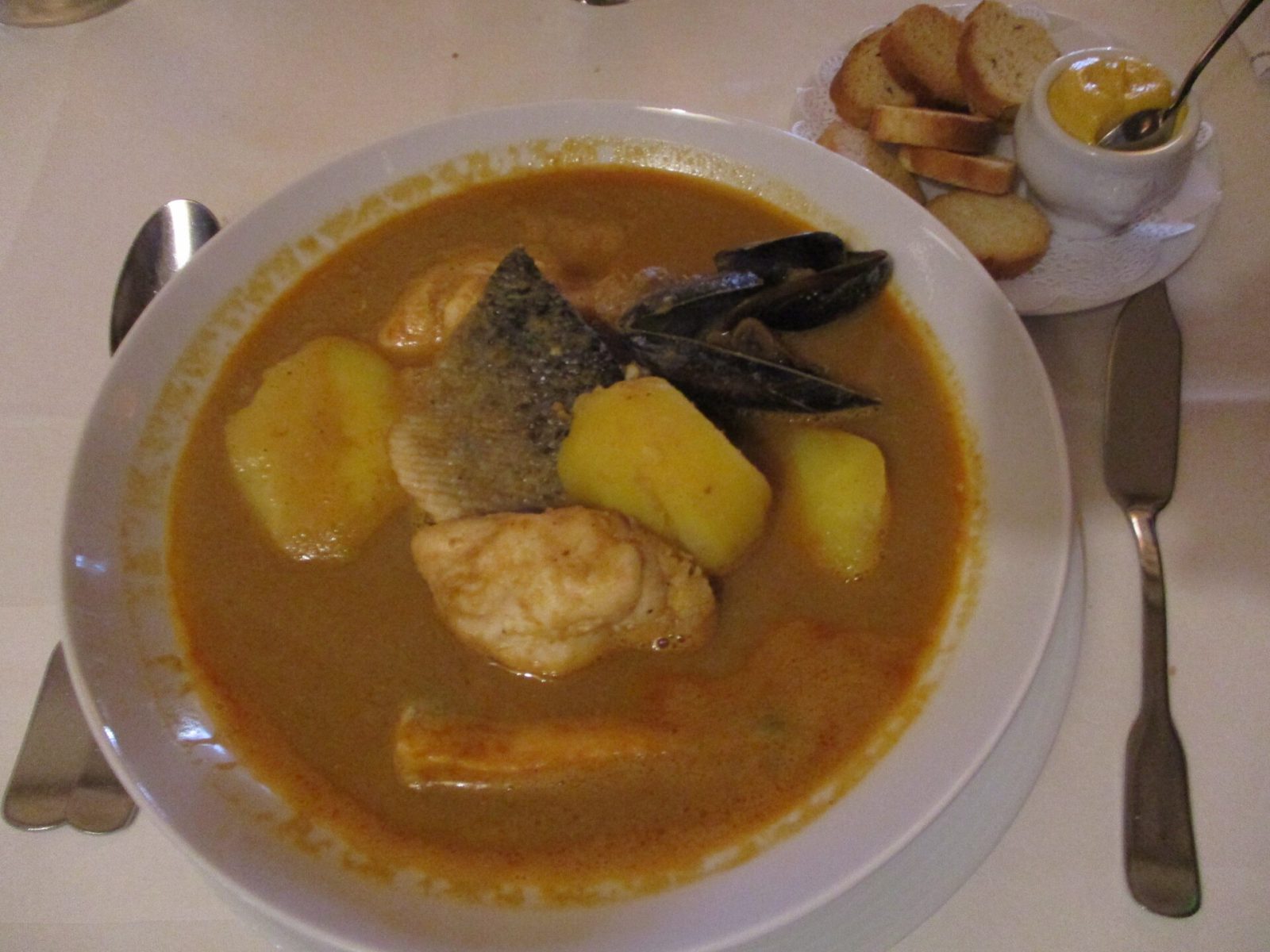 Bouillabaisse lunch after the Vieux-Port fish market
