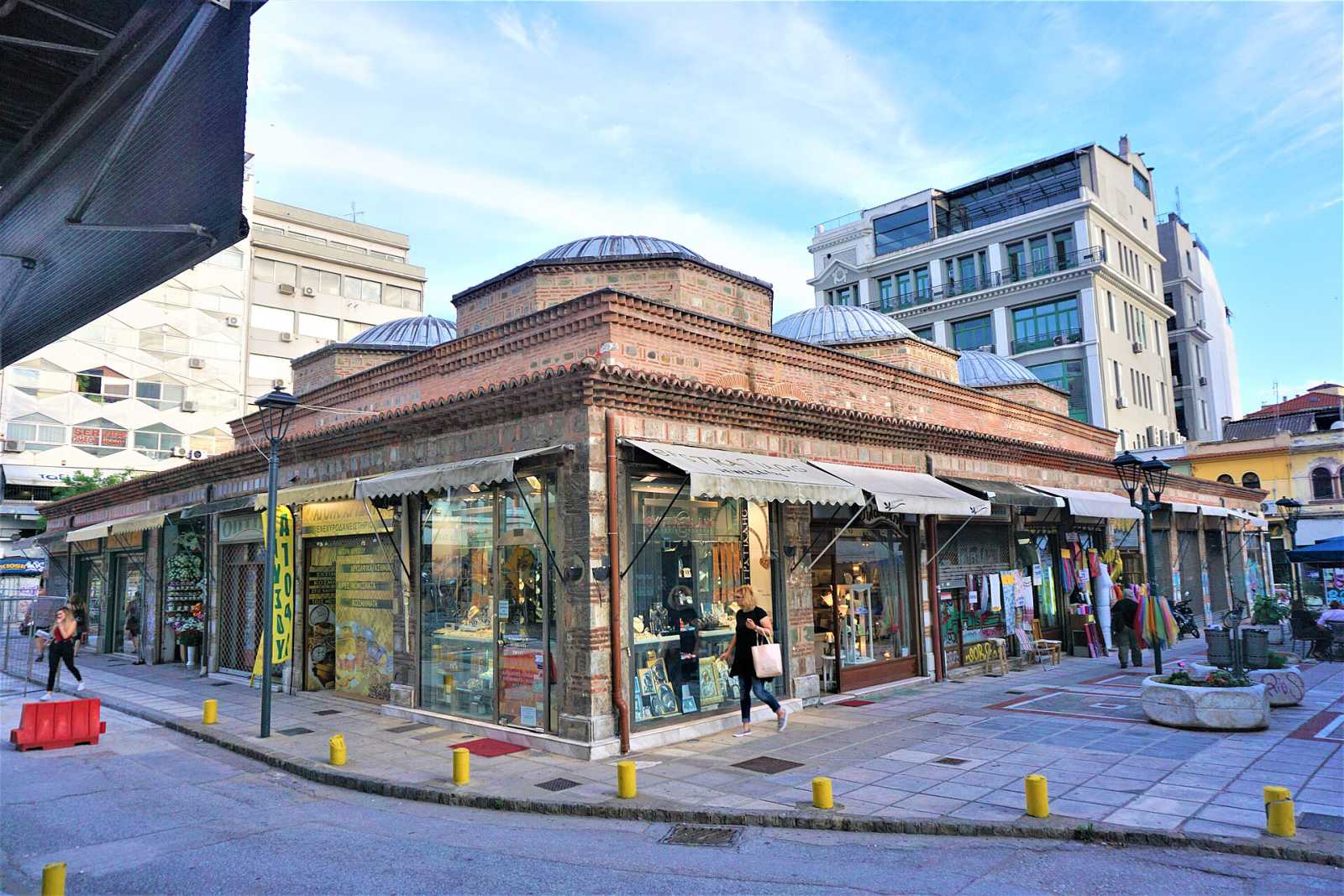 Thessaloniki food walk: from bougatsa to trigona