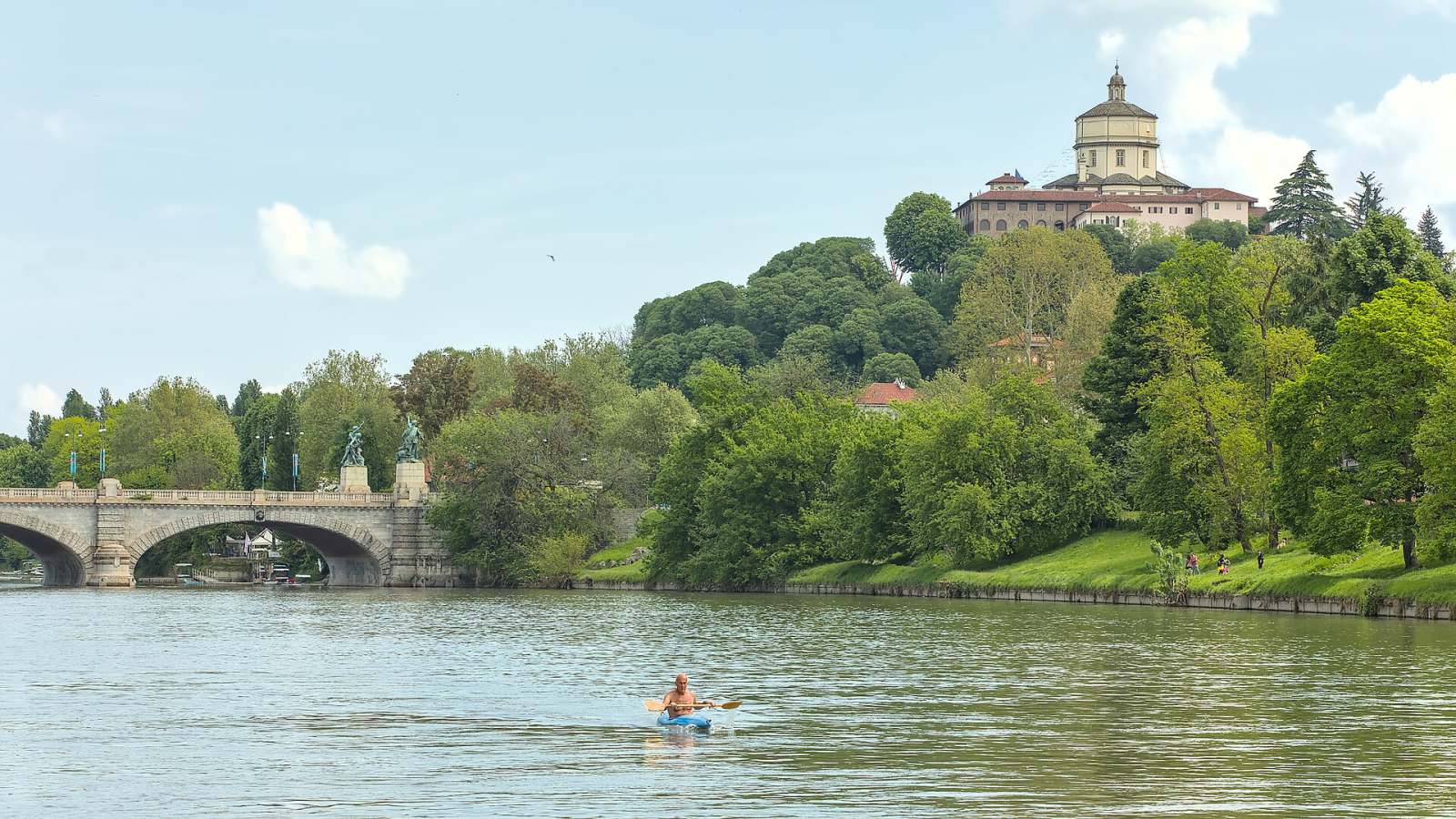Turin historic cafés and chocolate morning