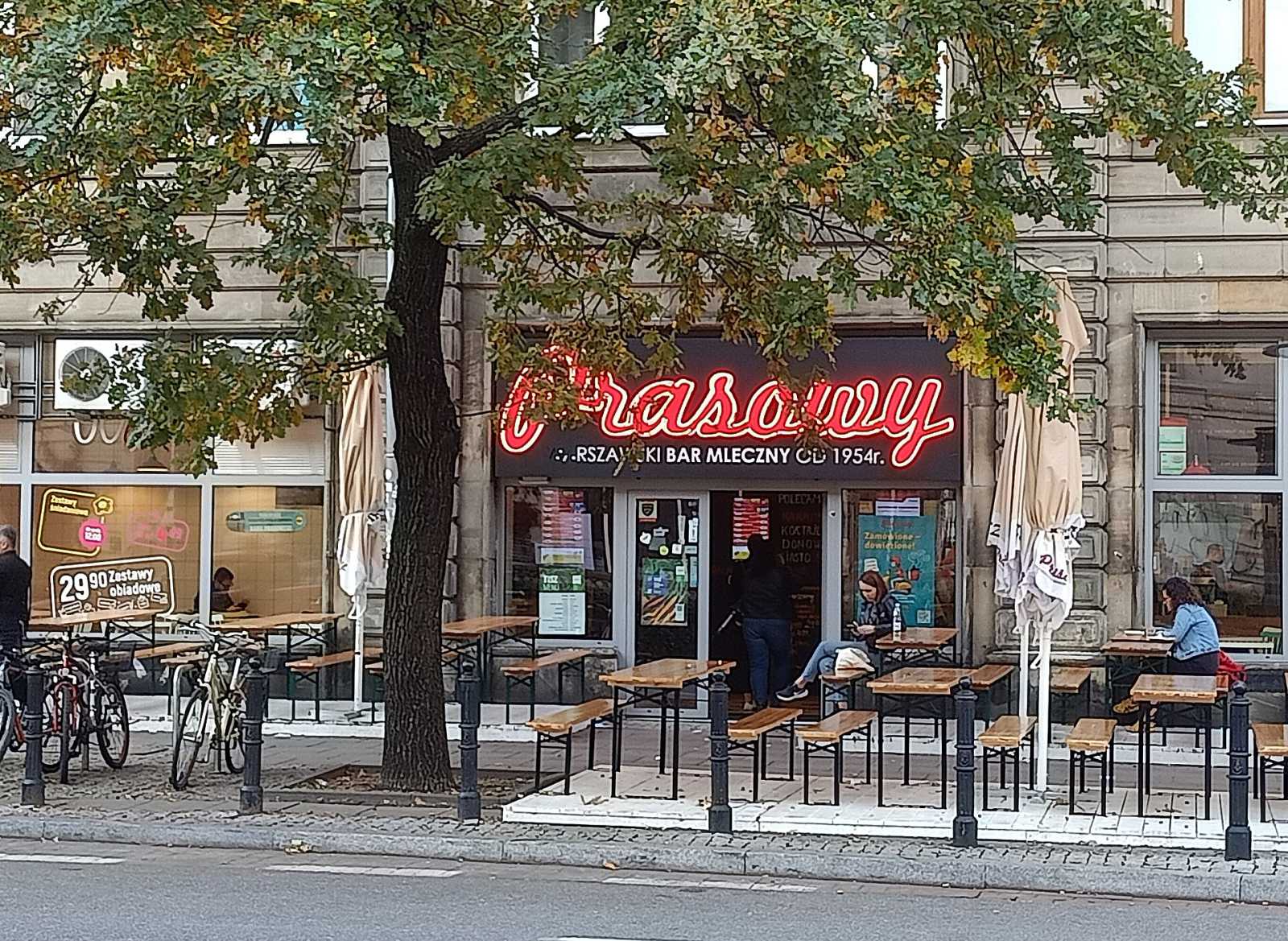Milk bars and new Warsaw food