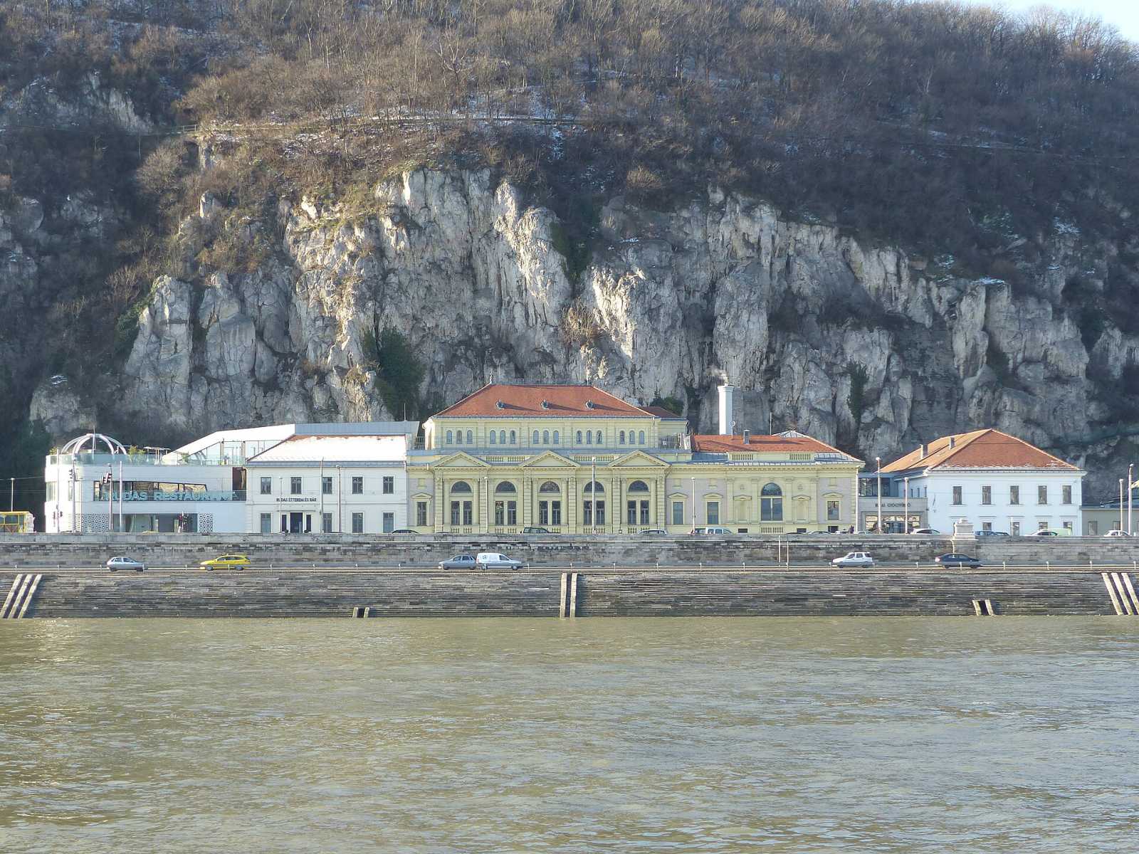 Thermal bath culture: Rudas and Gellért