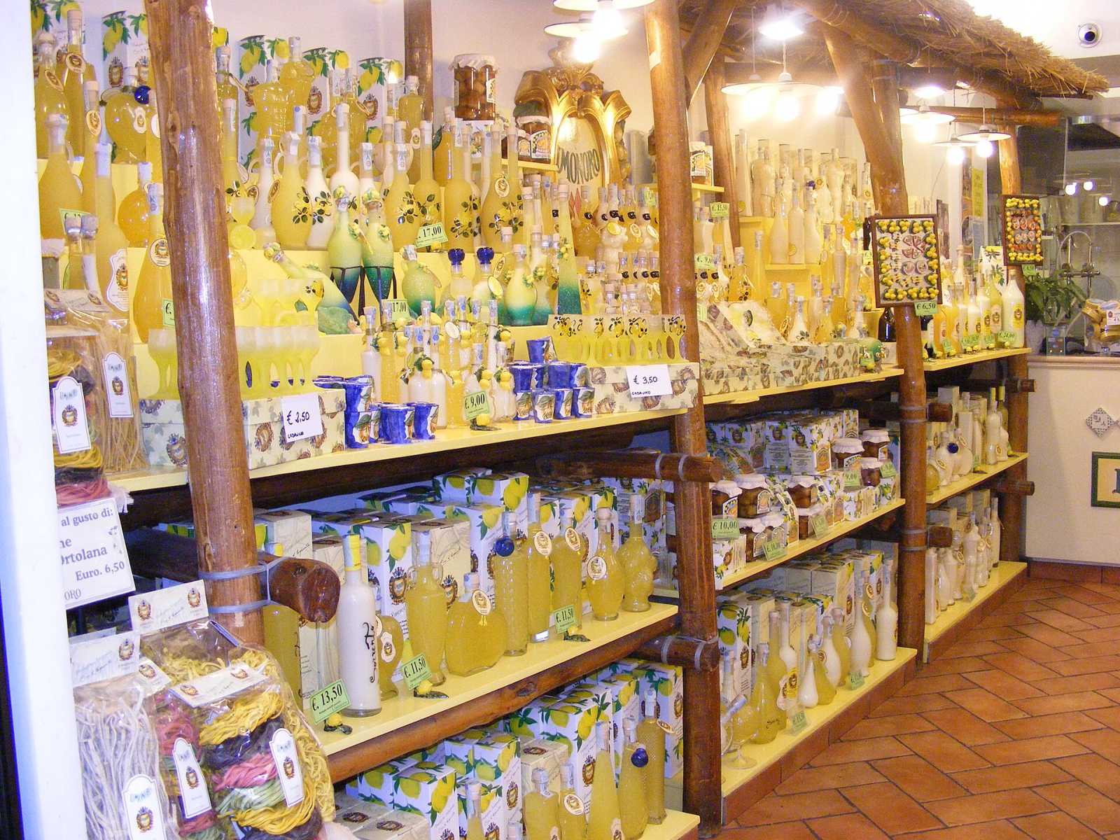 Lemon grove visit and cooking class in Sorrento