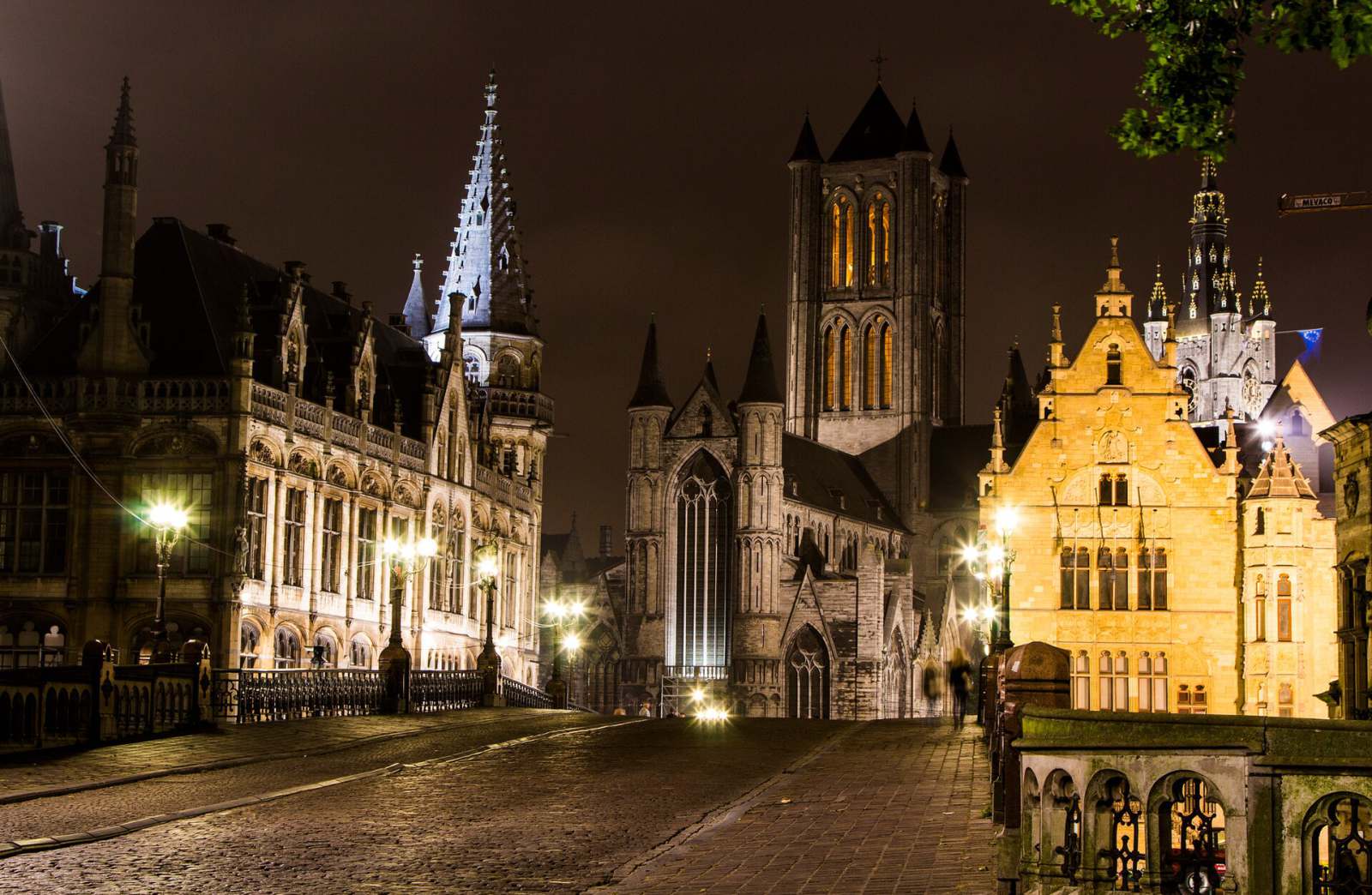 Ghent after dark with a lighting designer