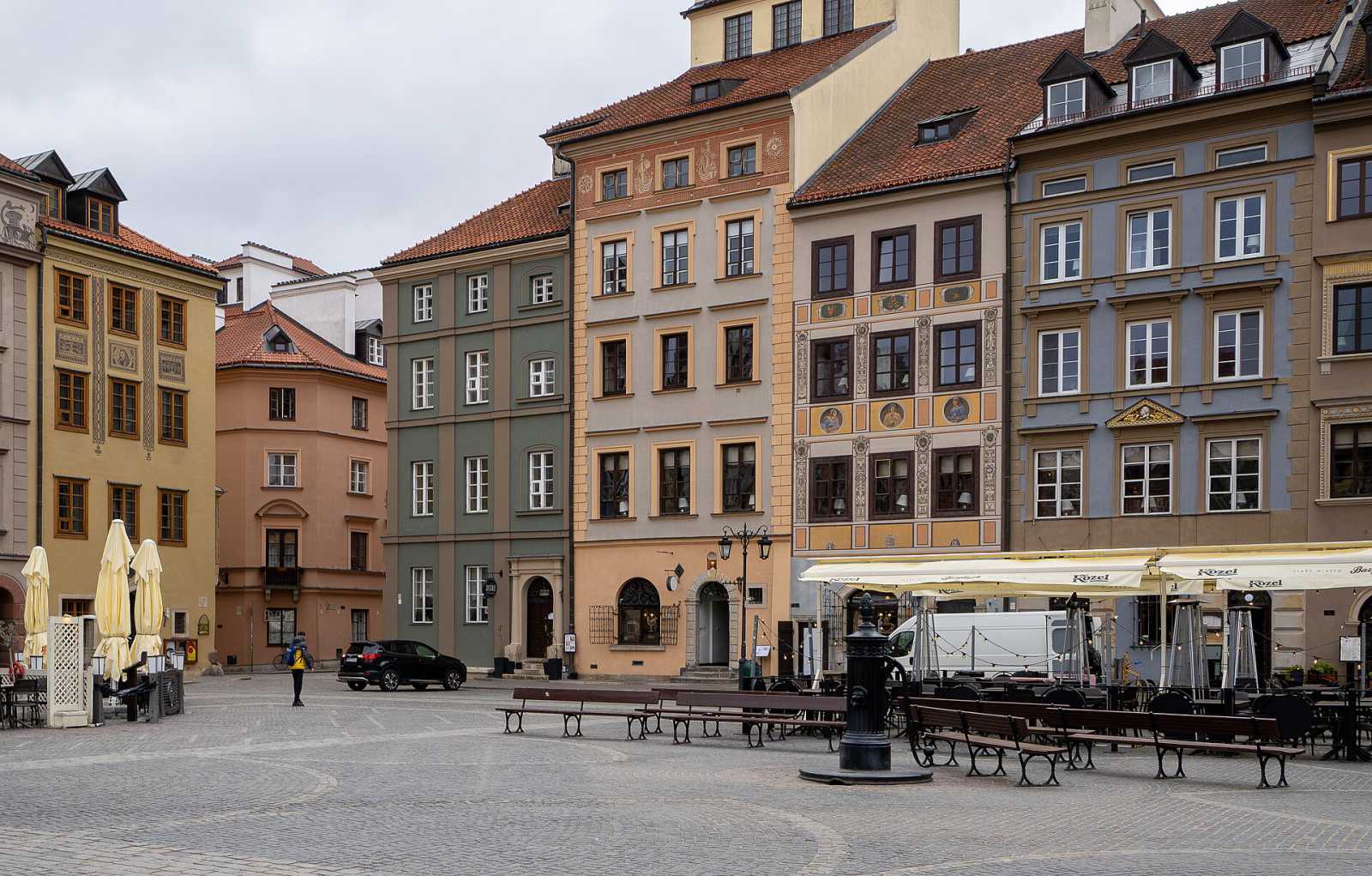 Ask a local in Warsaw anything: 30-minute call