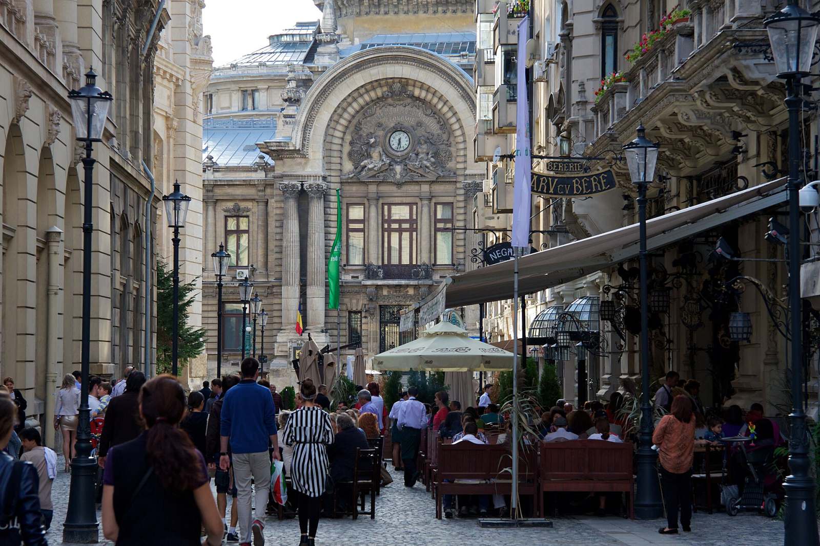 Hidden Bucharest: a live video walk with a local