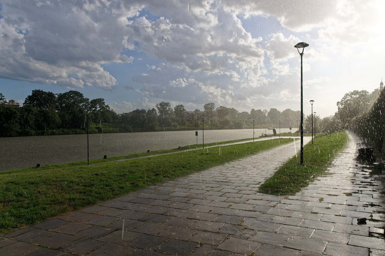 Krakow viewpoints and parks, live on video