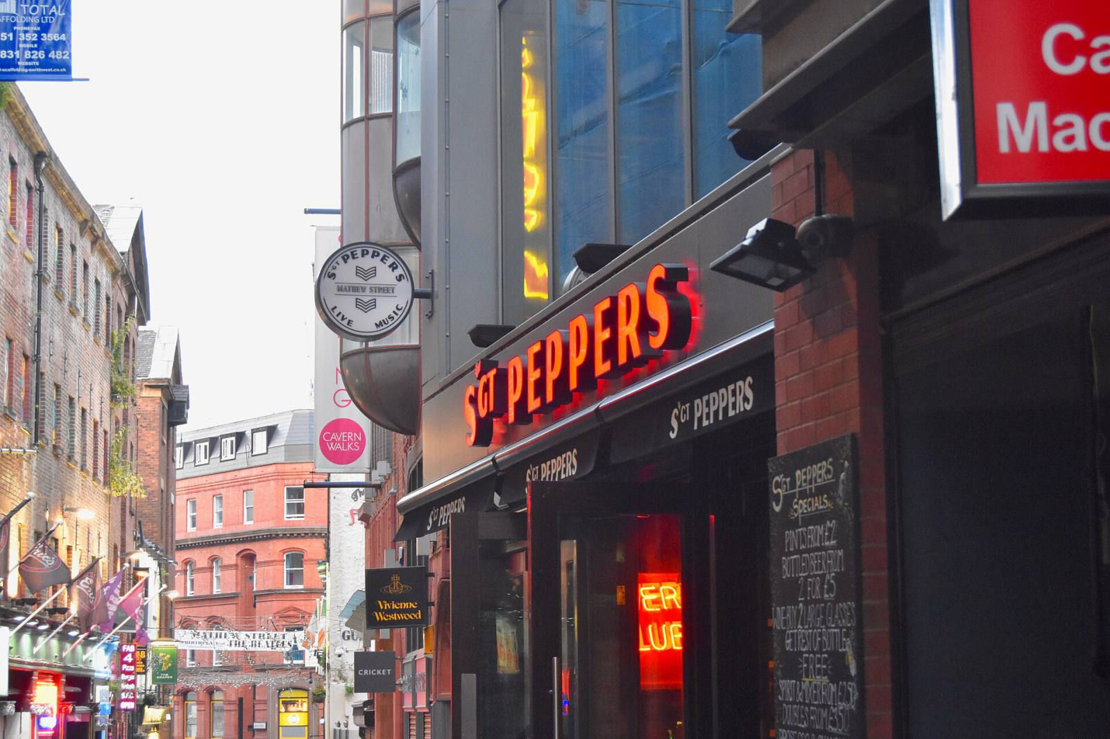 Live from old Liverpool: an evening walk on video