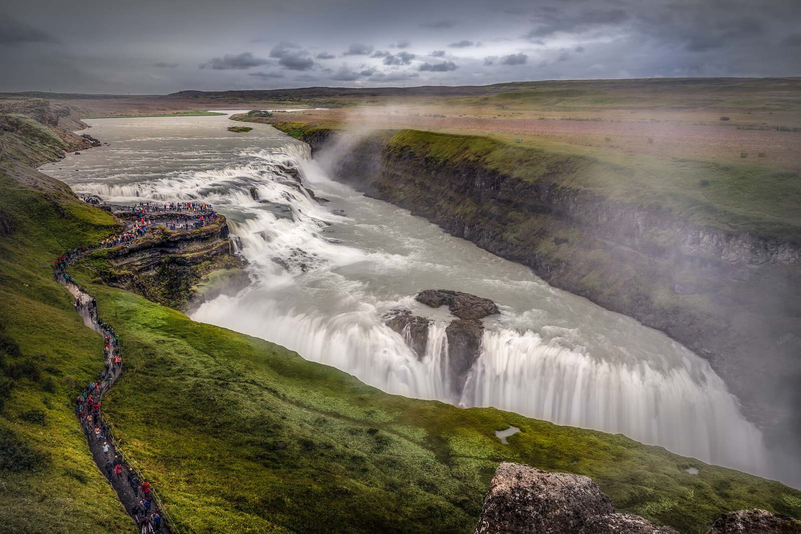 Reykjavik viewpoints and parks, live on video