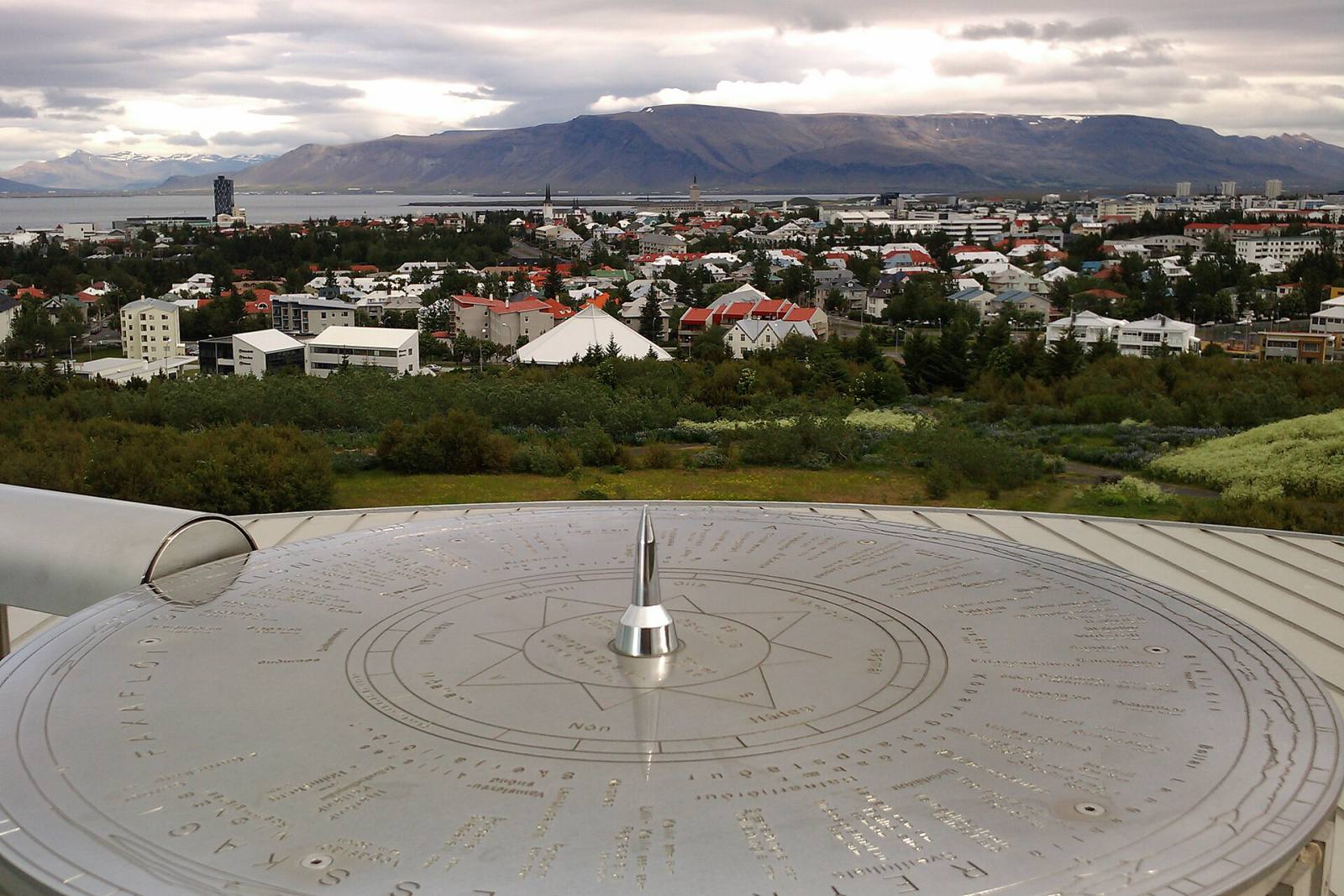 Reykjavik viewpoints and parks, live on video